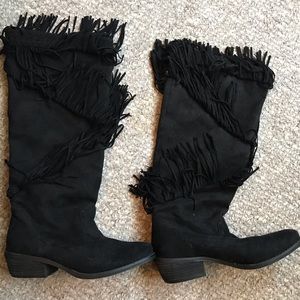 Black Fringe Boots